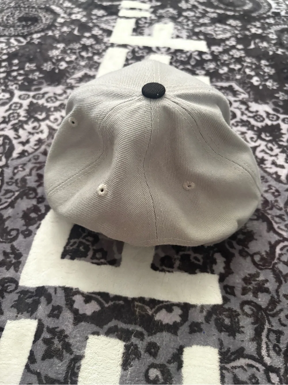 Gray/Black Adjustable Snapback Baseball Cap Hat Skull Spade Logo One Size